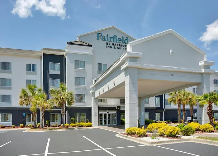Pet Friendly hotel: Fairfield Inn & Suites Columbia Northeast
