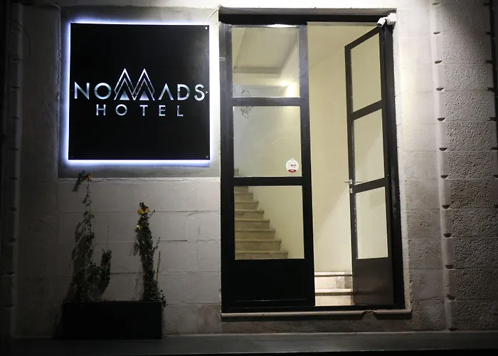  Nomads