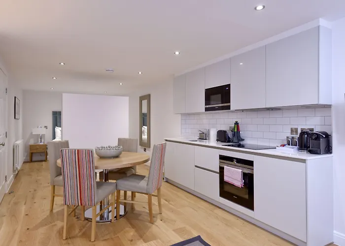 Vacation rental: Destiny Scotland New Town Apartments