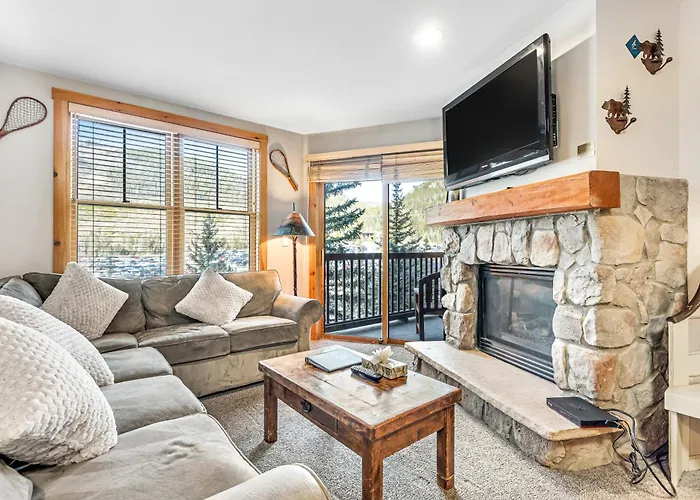 Vacation rental: Buffalo Lodge 8351
