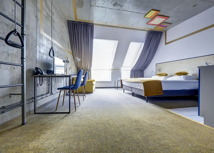 Hotel de 3 estrellas: Hotel Arche Geologiczna