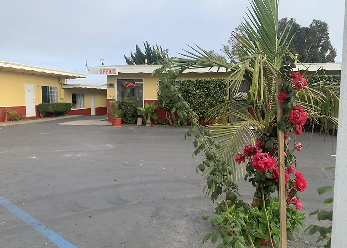 Cheap hotel: Ventura Beach House Motel