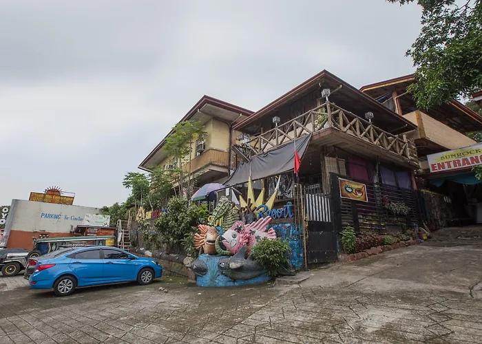 Hotel with view: Oyo 588 Sunrock Resort