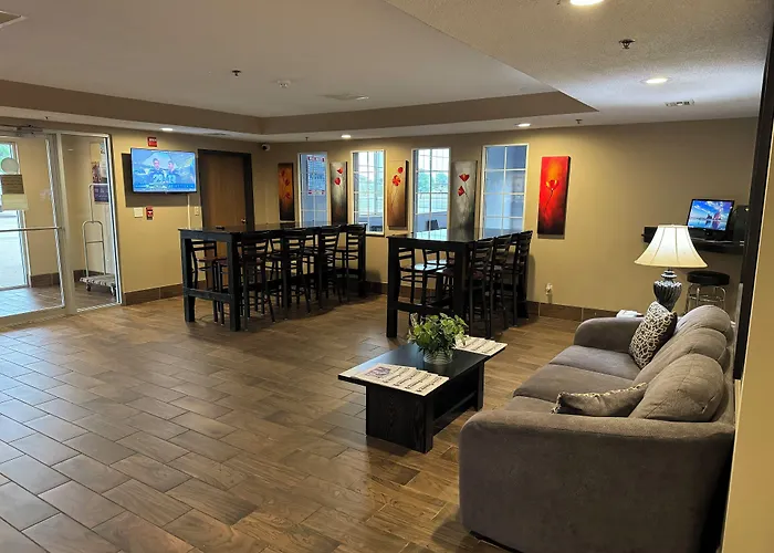 Super 8 By Wyndham Winfield-Quail Ridge Area