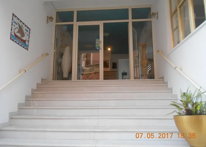 Florida Hotel & Apartments - Adults Only