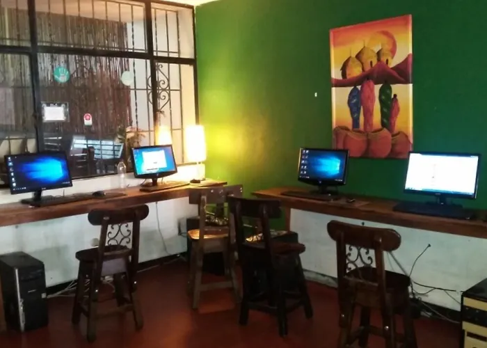 Casa Kiwi Hostel