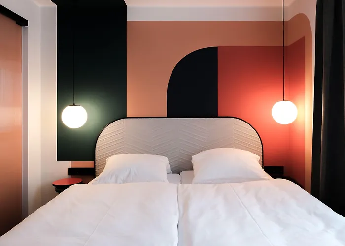 Günstiges Hotel: The Dot | 24/7 Checkin