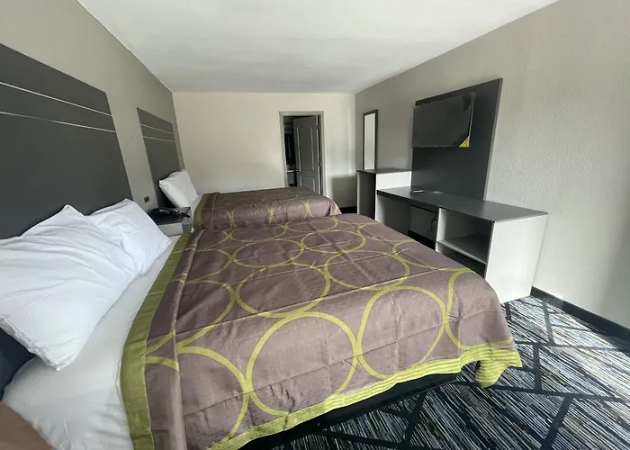 Motel: Baymont By Wyndham Dothan