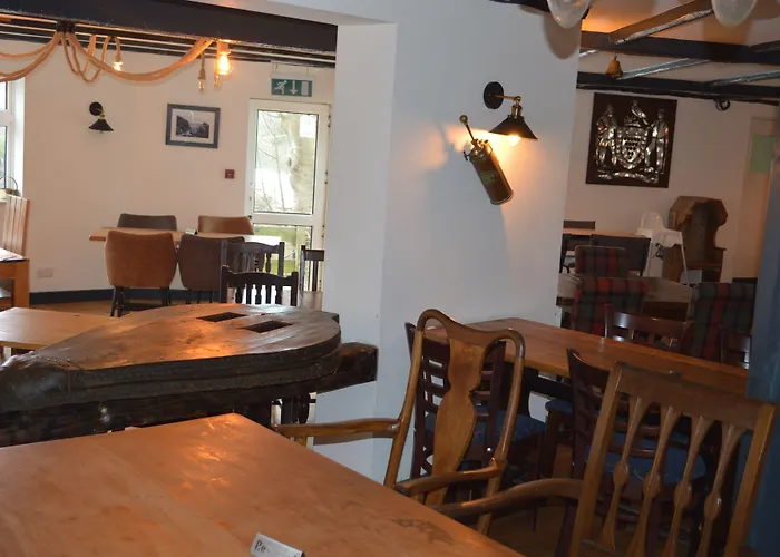 Сity center hotels Cornishman Inn