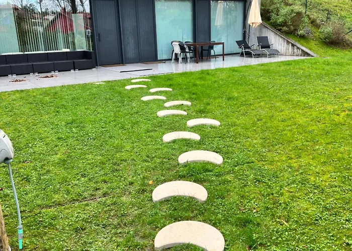 La Casa De Hierba - Casa De Campo De Diseño Con Jardín Y Wifi Cerca De Las Playas De