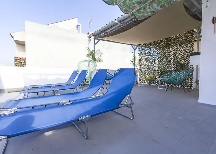 Casa de huéspedes: Click & Room