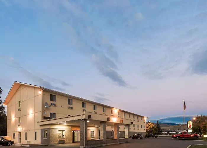 Motel: Super 8 By Wyndham Missoula/Reserve St.