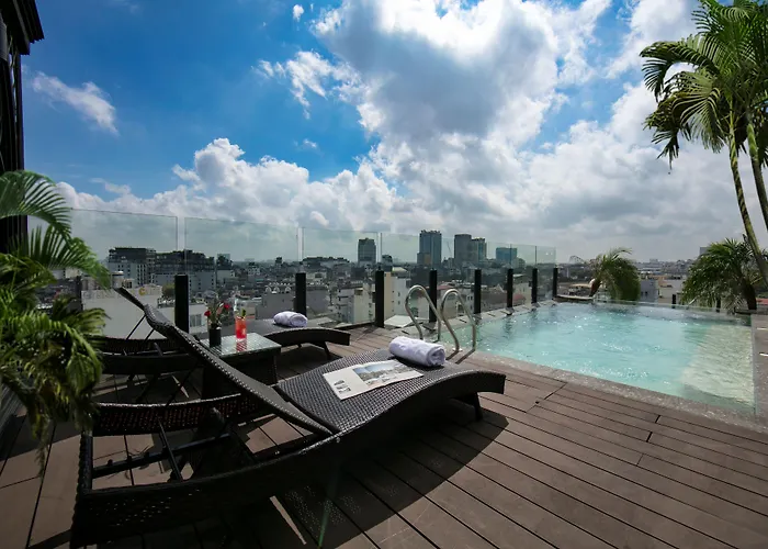 Luxury hotel only: Le Chanvre Hanoi Hotel & Spa