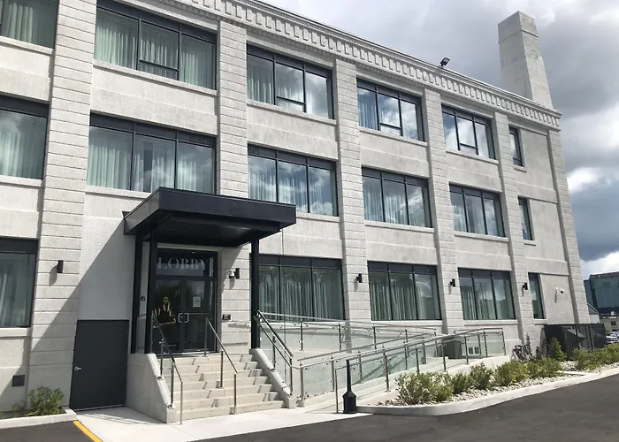 4 star hotel: Cannery Lofts Niagara