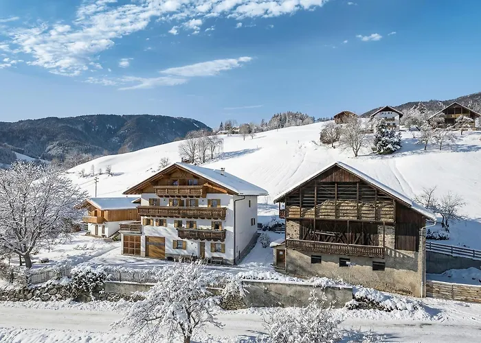 Hauserhof Farmhouse With Dolomite View