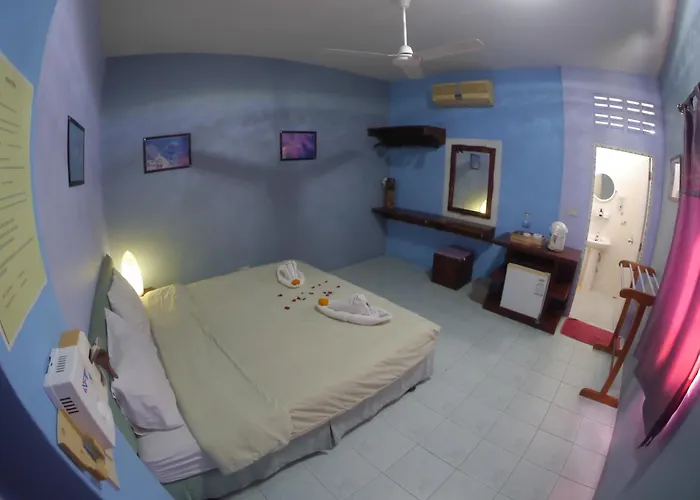 Guest house: Adams House