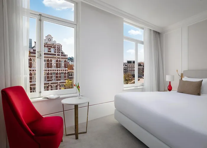 Central hotel: Tivoli Doelen Amsterdam Hotel