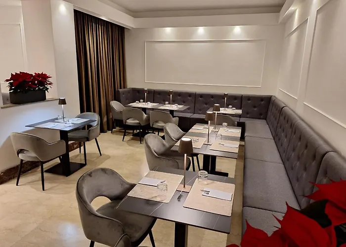 Resort: Pinewood Hotel Rome