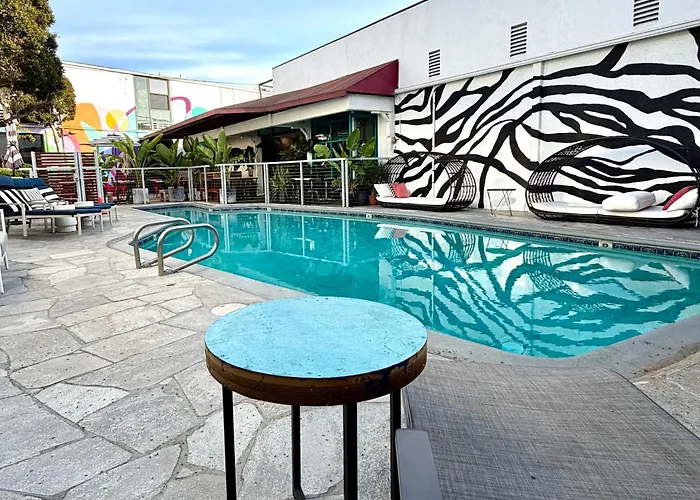 Cheap hotel: Park Plaza Lodge