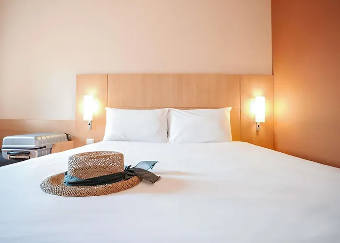 Ibis Porto Centro Sao Bento