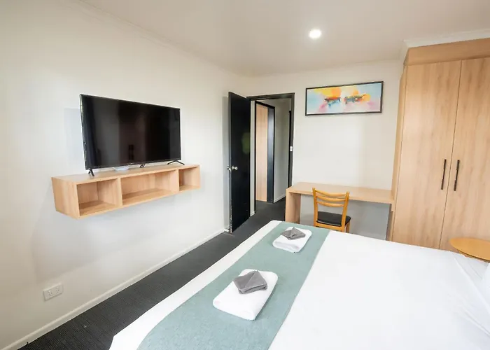 Family Hotel: Olde Tudor Hotel