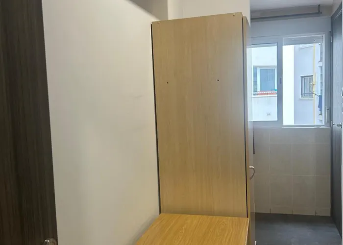 Casa de huéspedes: Pensión LF - No Fumadores - Habitaciones Con Baño Privado - Sin Ascensor