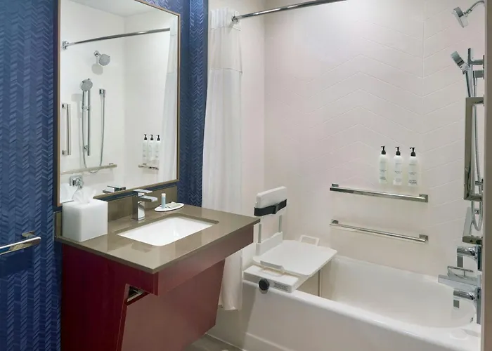 Hotel: Fairfield Inn & Suites By Marriott Frederick