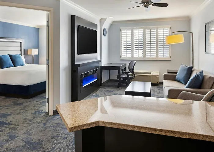 Romantic hotels City Express By Marriott Manhattan Beach
