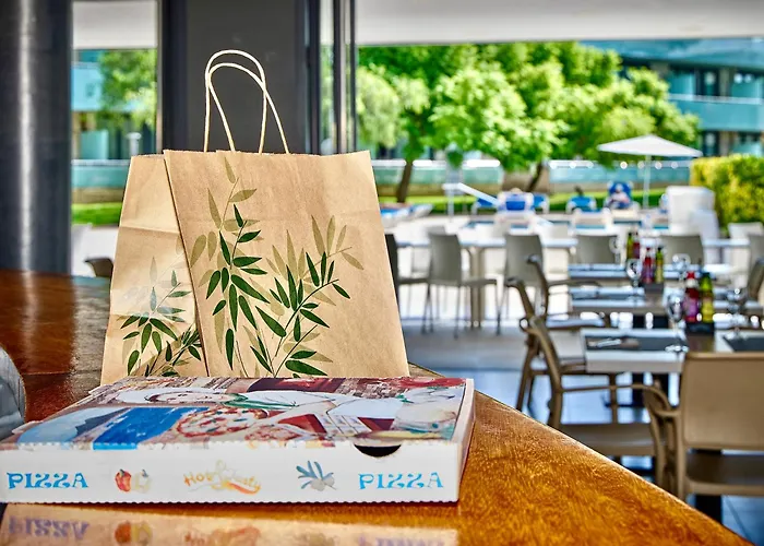 Hotel con vistas: Aparthotel Comtat Sant Jordi