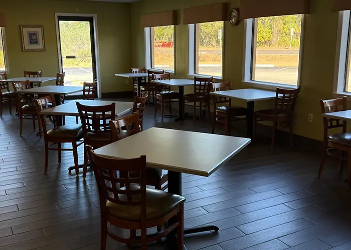 Boutique hotel only: Quality Inn Crystal River