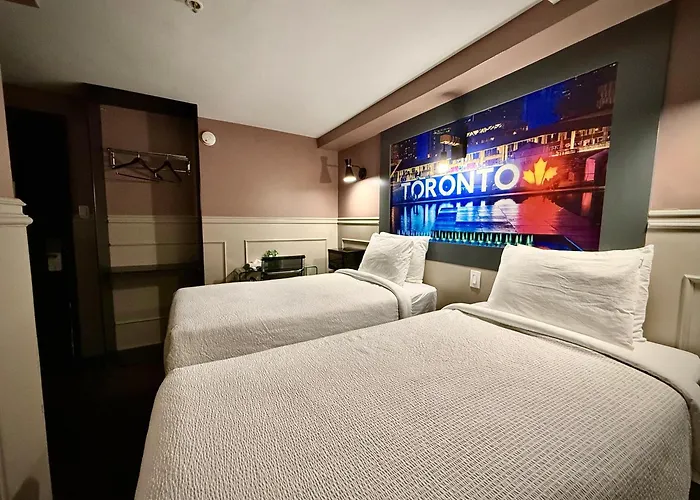 Hotels Close to Airport Royal Oak Inn
