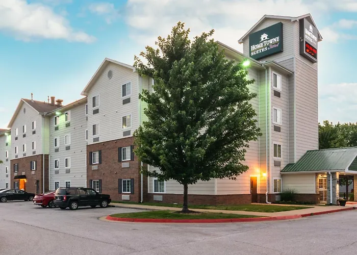 Motel: Hometowne Studios & Suites By Red Roof Bentonville