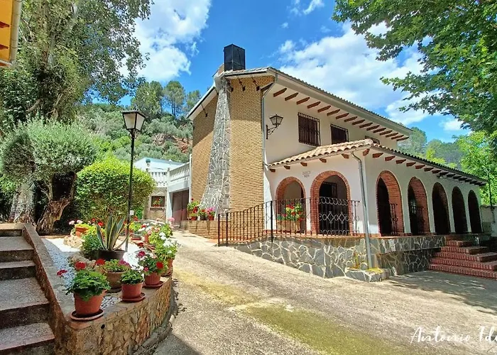Casa Rural Ruiz Hernando