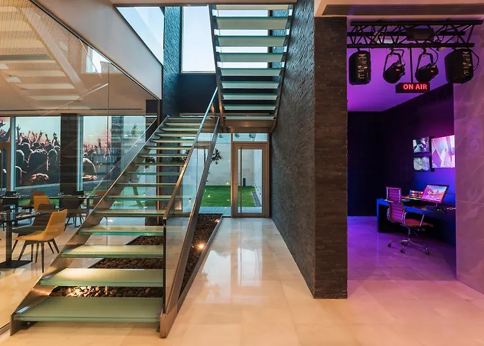 Hôtel central: HF Fénix Music