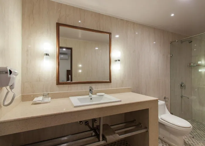 5 star hotel: Seashell Suites And Villas - Candolim Goa