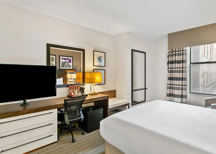 Boutique hotel only: Sonesta Hotel Baltimore Inner Harbor