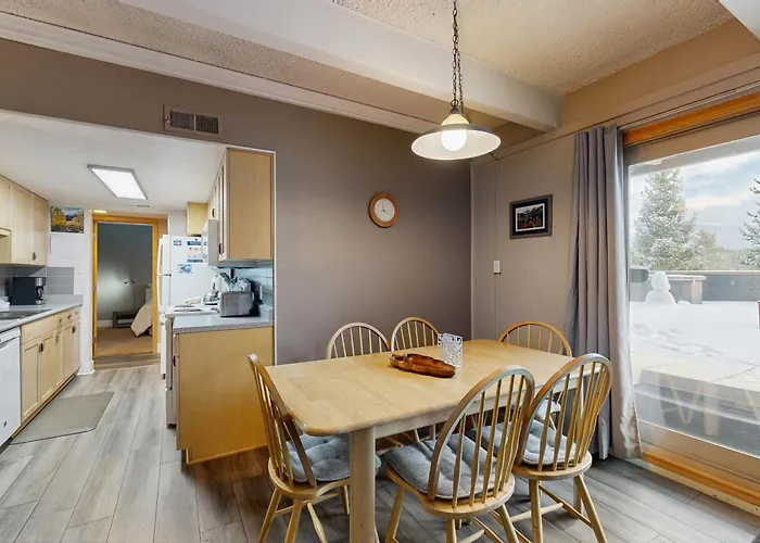 Ski And Racquet Club Condo