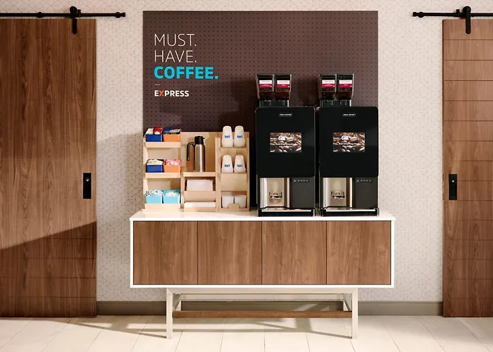 Holiday Inn Express & Suites Memorial - Citycentre By Ihg