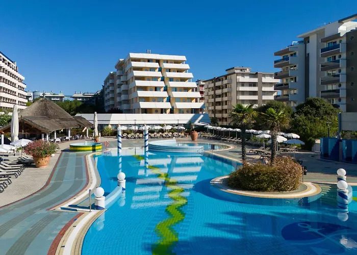 Hotel con golf: Aparthotel Holiday