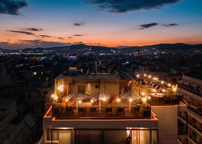 Resort: Max Brown Hotel Downtown Part Of Sircle Collection Formally Known As Dave Red