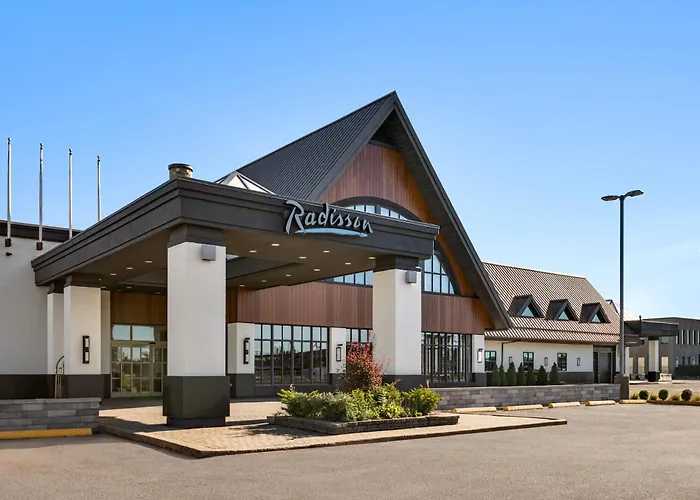 Ping pong hotels Radisson Montreal Airport