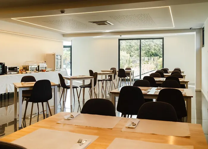 Cfs Azores Guest House