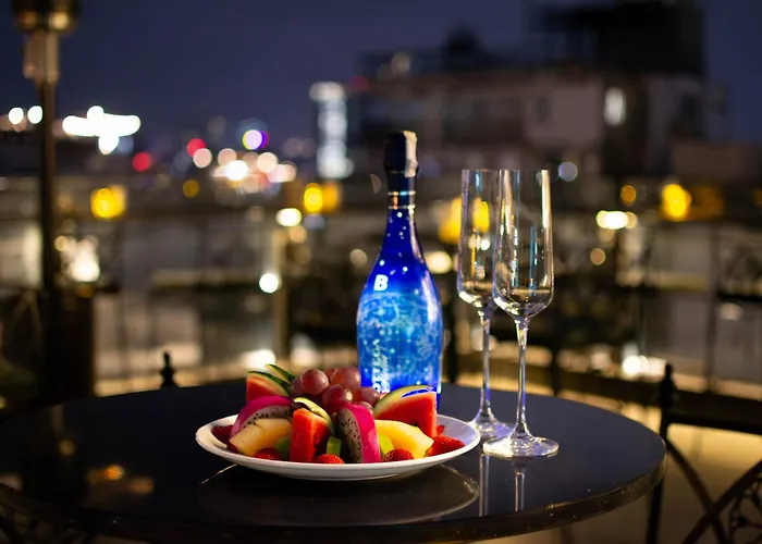 Luxury hotel only: Le Chanvre Hanoi Hotel & Spa