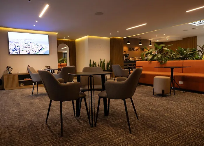 Airport Hotel: Hotel Byhours Las Americas (Adults Only)