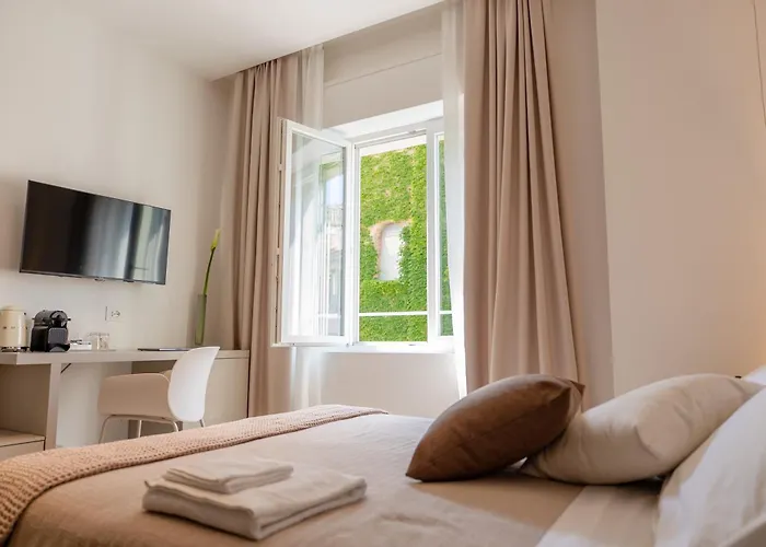 Santa Lucia Suites