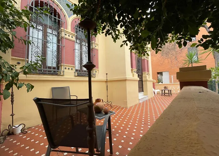 Palacete Del Porvenir