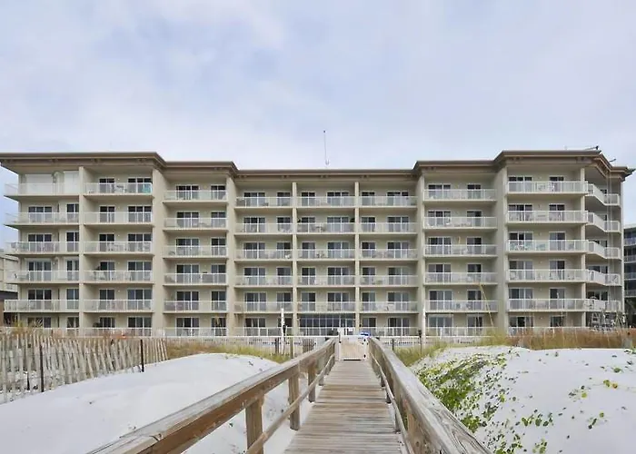 Summer Place 304