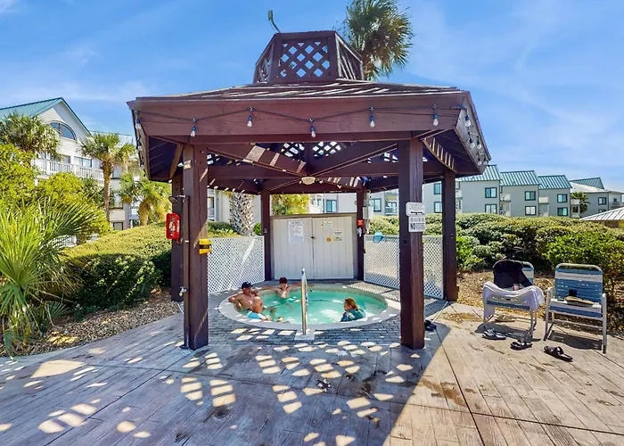 Plantation East #1110