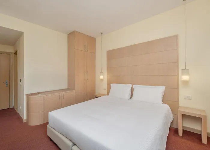 Hotel con piscina: B&B HOTEL Calenzano First