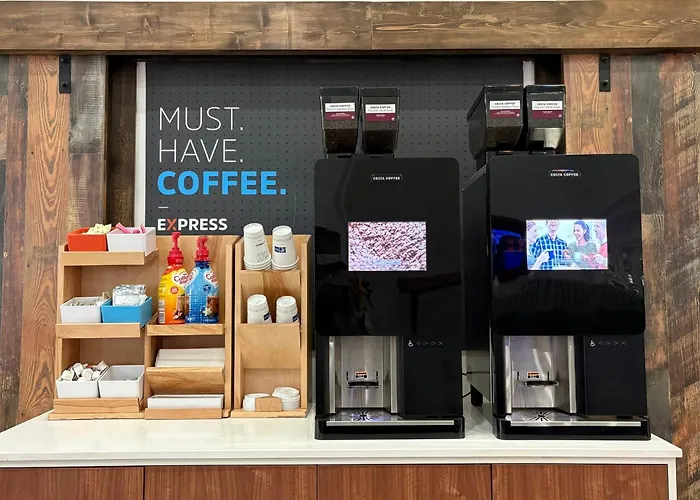 Hotel: Holiday Inn Express & Suites Williamsburg By Ihg